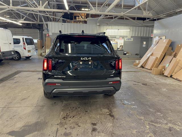 Used 2023 Kia Sorento S w/ Panoramic Sunroof Package image 10