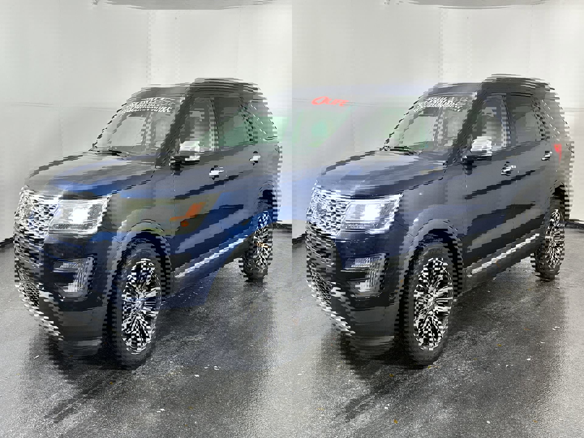 Used 2016 Ford Explorer Platinum image 6