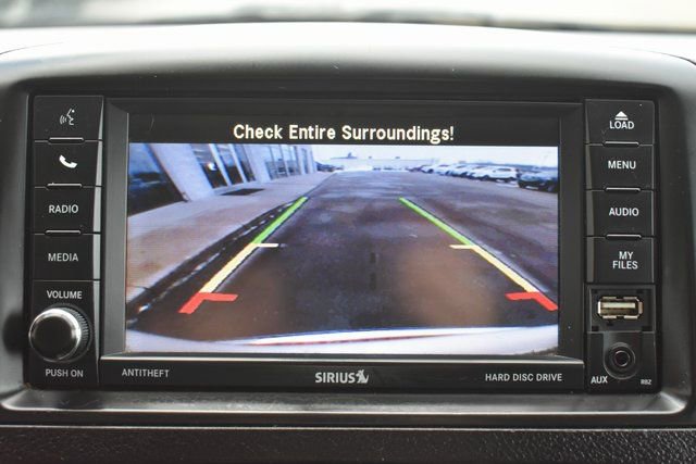 Used 2013 Dodge Grand Caravan SXT w/ Rear Park Assist Pkg image 25