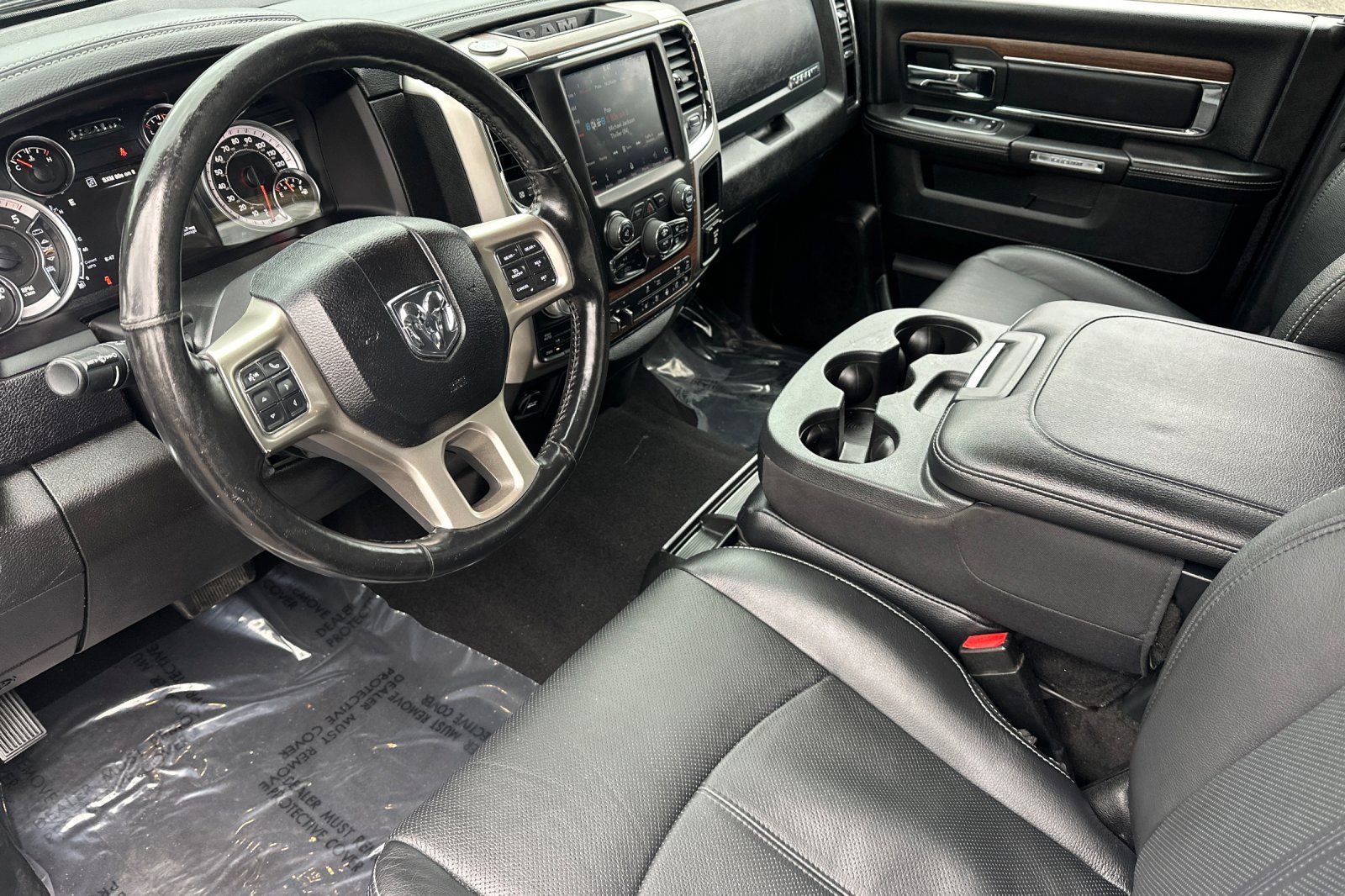 Used 2019 RAM 1500 Laramie image 9