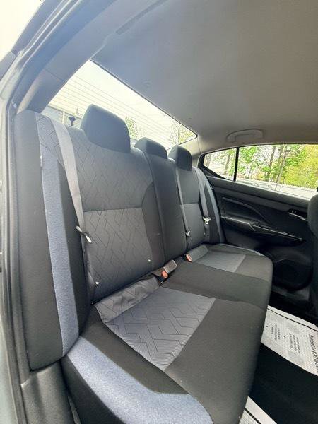Used 2025 Nissan Versa SV FWD image 12