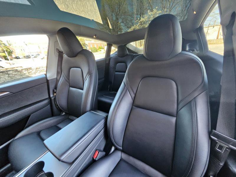 Used 2023 Tesla Model Y RWD image 39