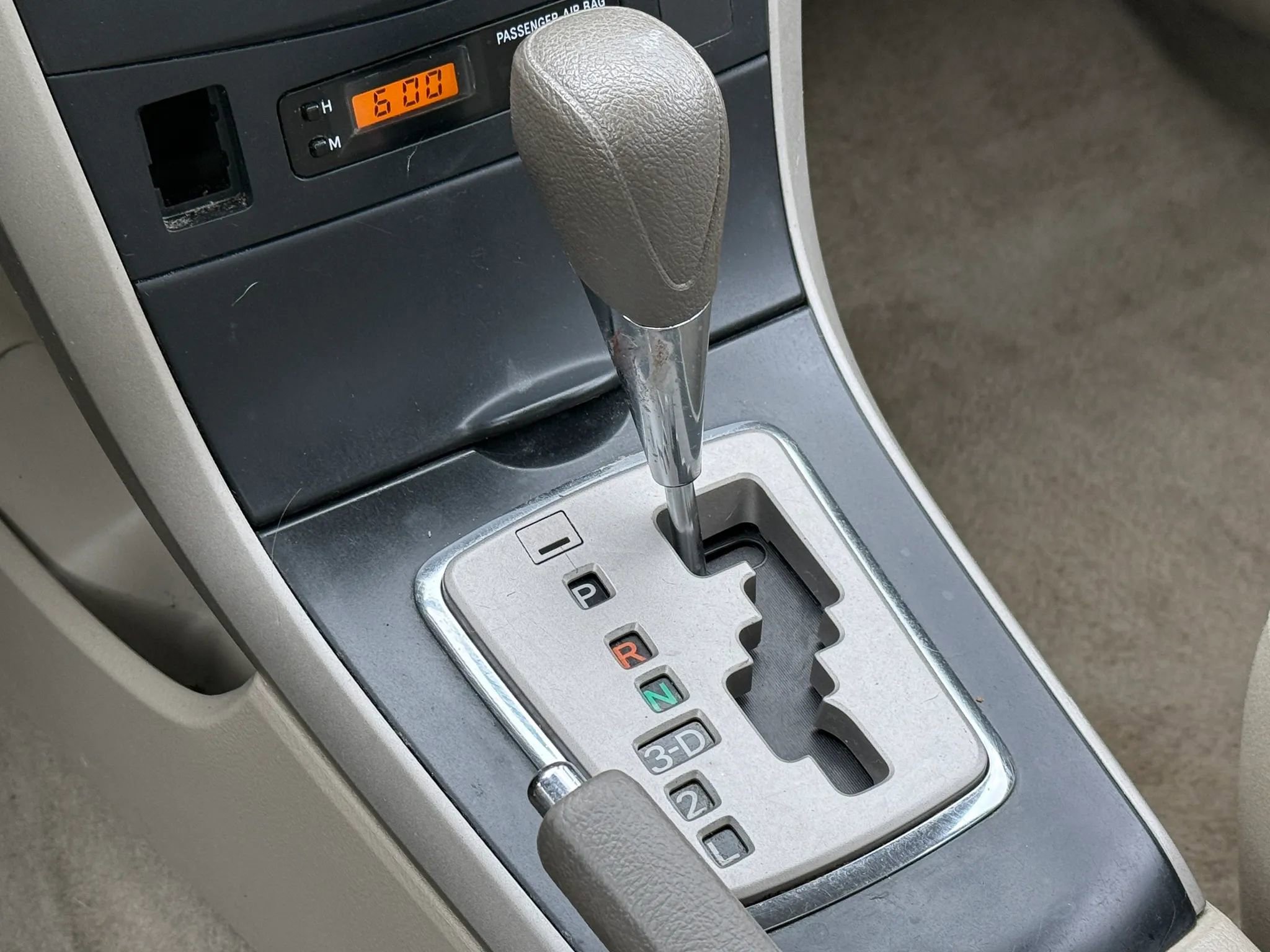 Used 2010 Toyota Corolla LE FWD image 26