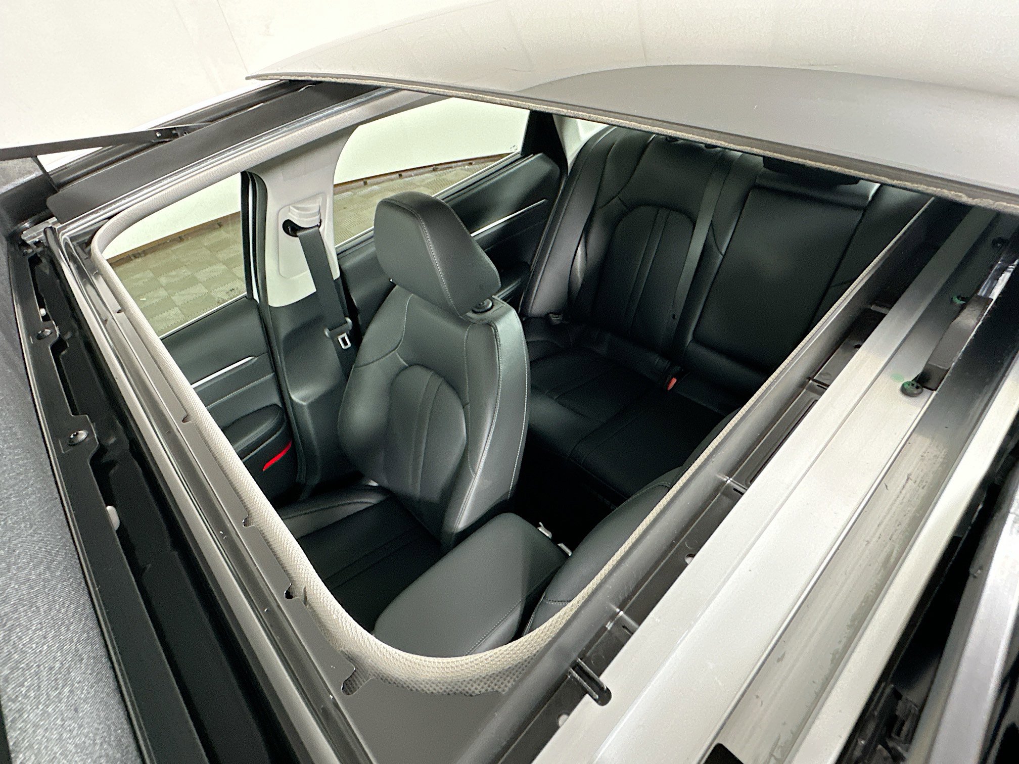 New 2025 Hyundai Sonata Limited image 23