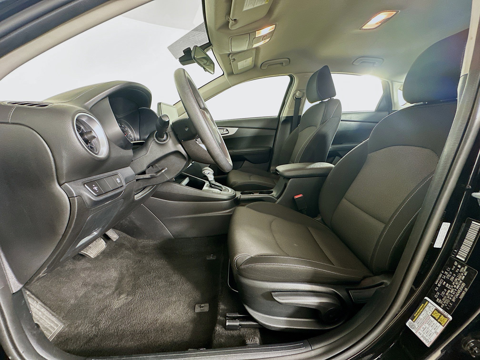 Used 2024 Kia Forte LXS image 13