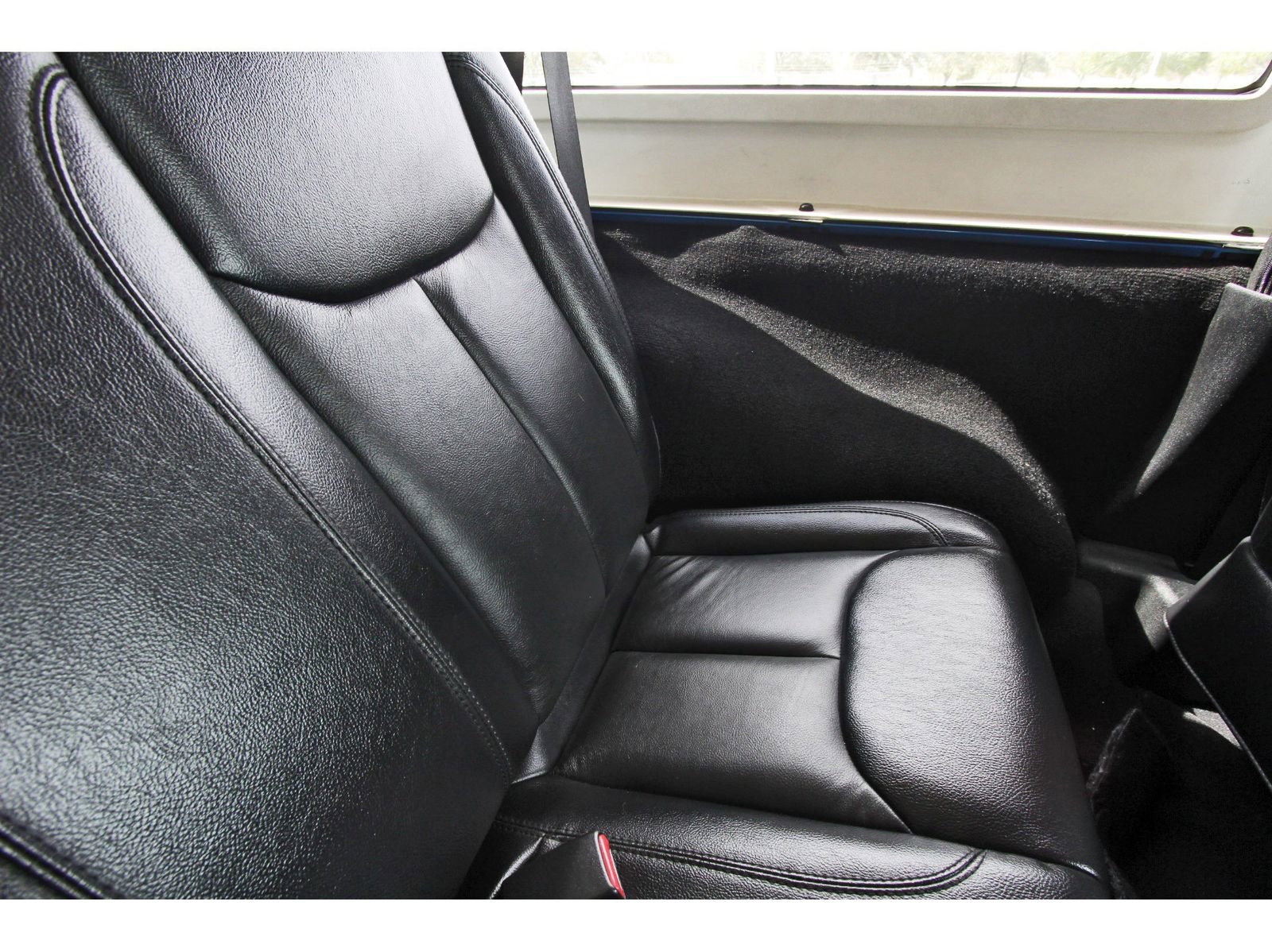 Used 2015 Jeep Wrangler Sahara image 15