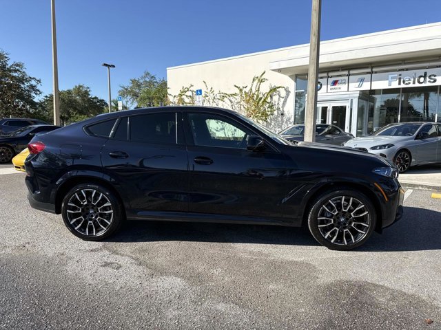 Used 2025 BMW X6 xDrive40i image 2