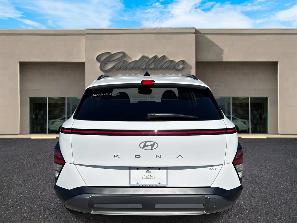 Used 2026 Hyundai Kona SEL Premium FWD image 4