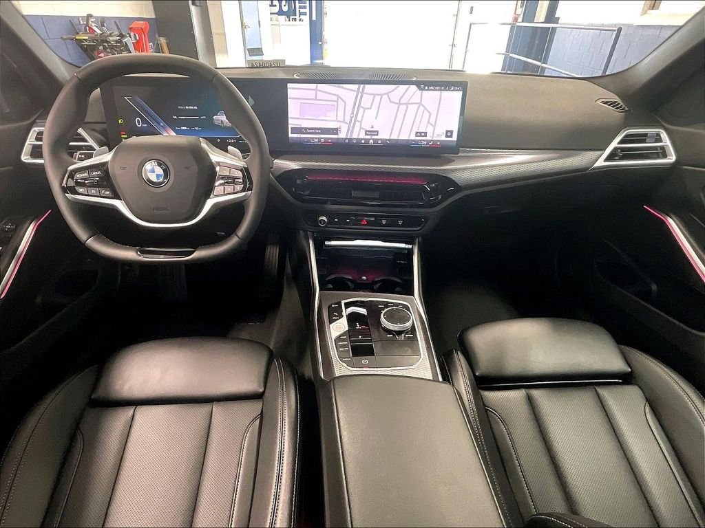 Used 2026 BMW 330i xDrive Sedan AWD/4WD image 21