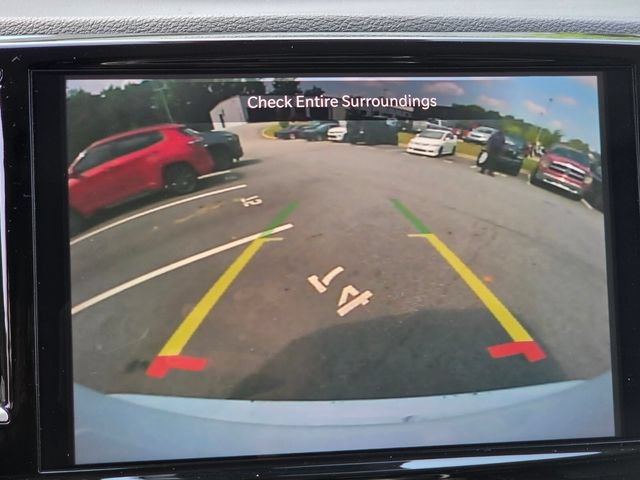 Used 2024 Chrysler Pacifica Touring-L FWD image 20