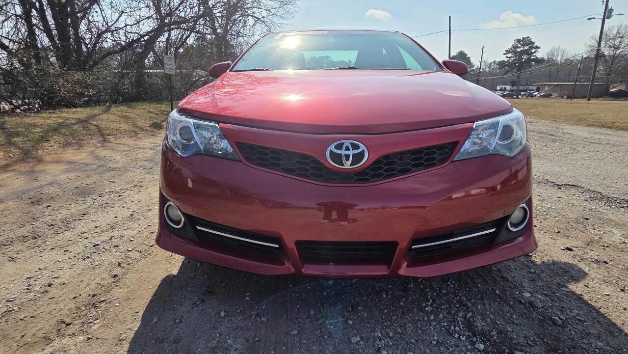 Used 2012 Toyota Camry SE FWD image 5