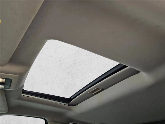 Used 2015 RAM 1500 Laramie w/ Convenience Group image 19