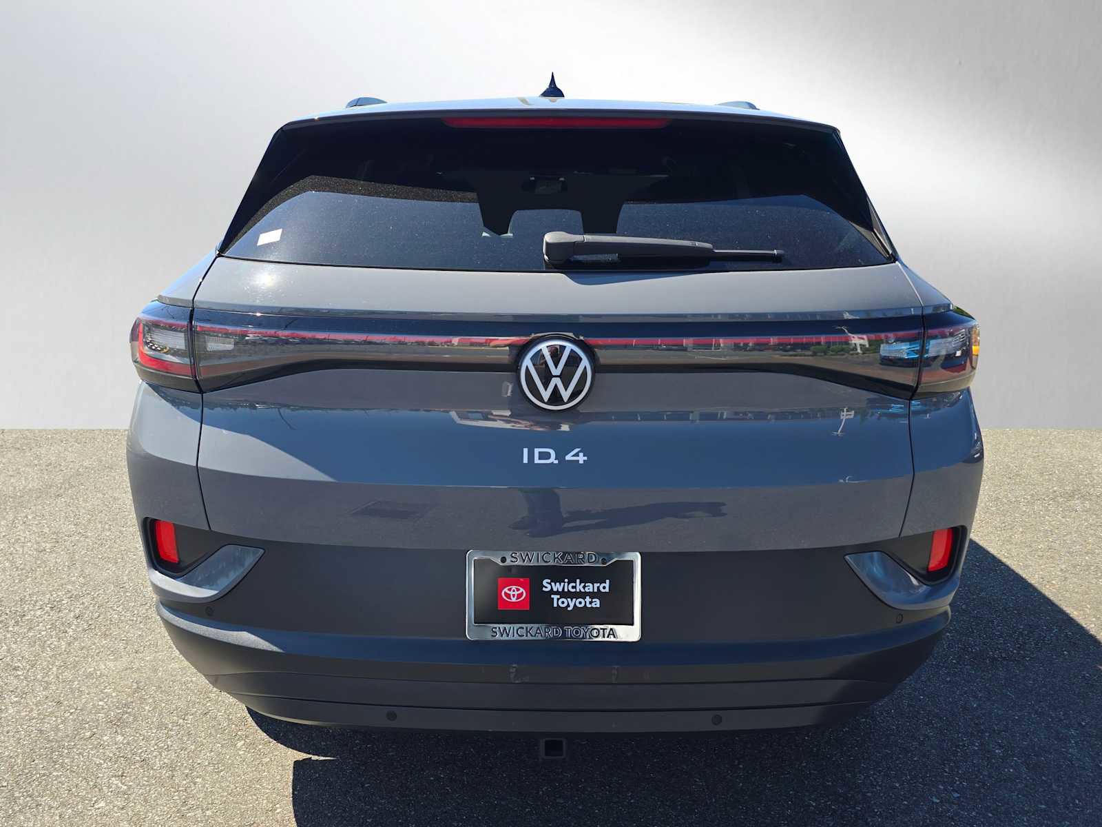Used 2023 Volkswagen ID.4 Pro S AWD/4WD image 4