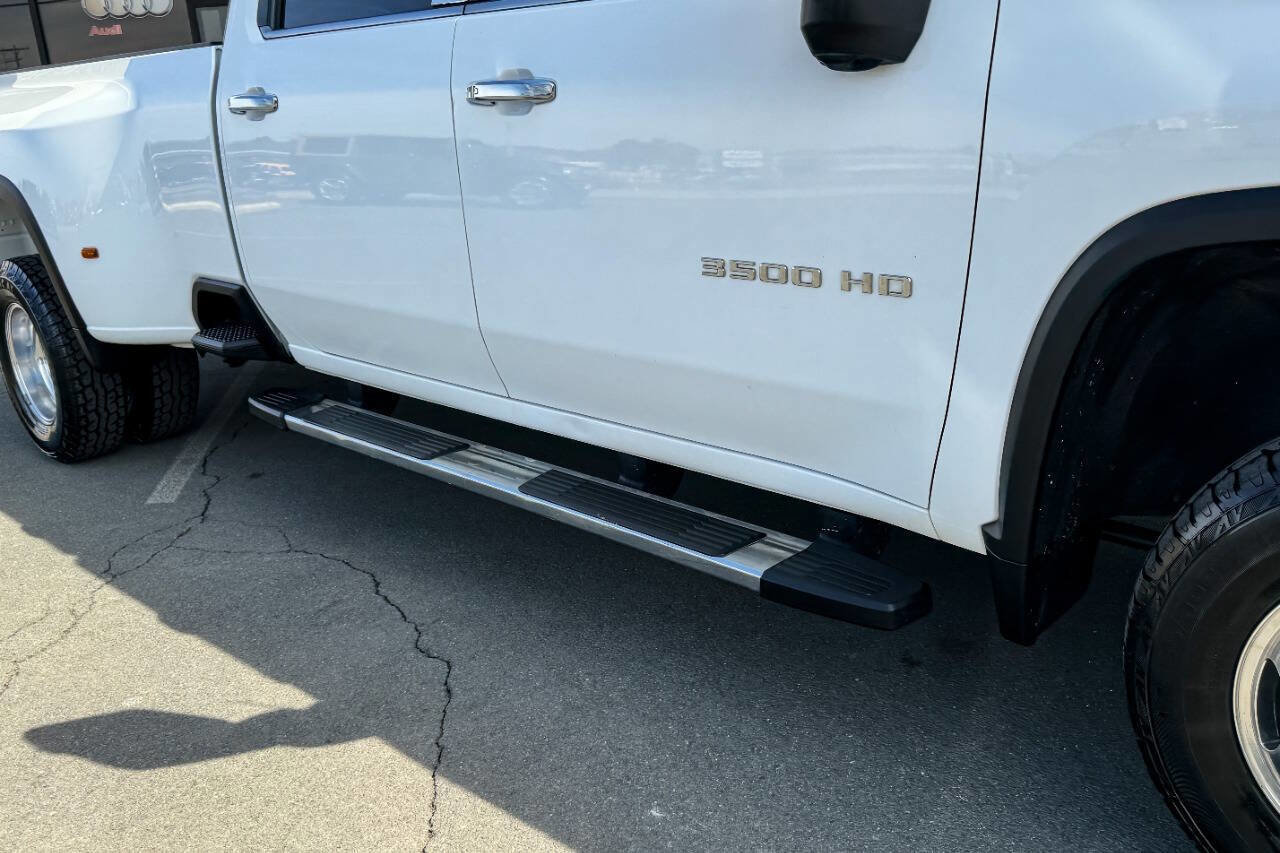 Used 2020 Chevrolet Silverado 3500 LTZ w/ LTZ Plus Package image 14