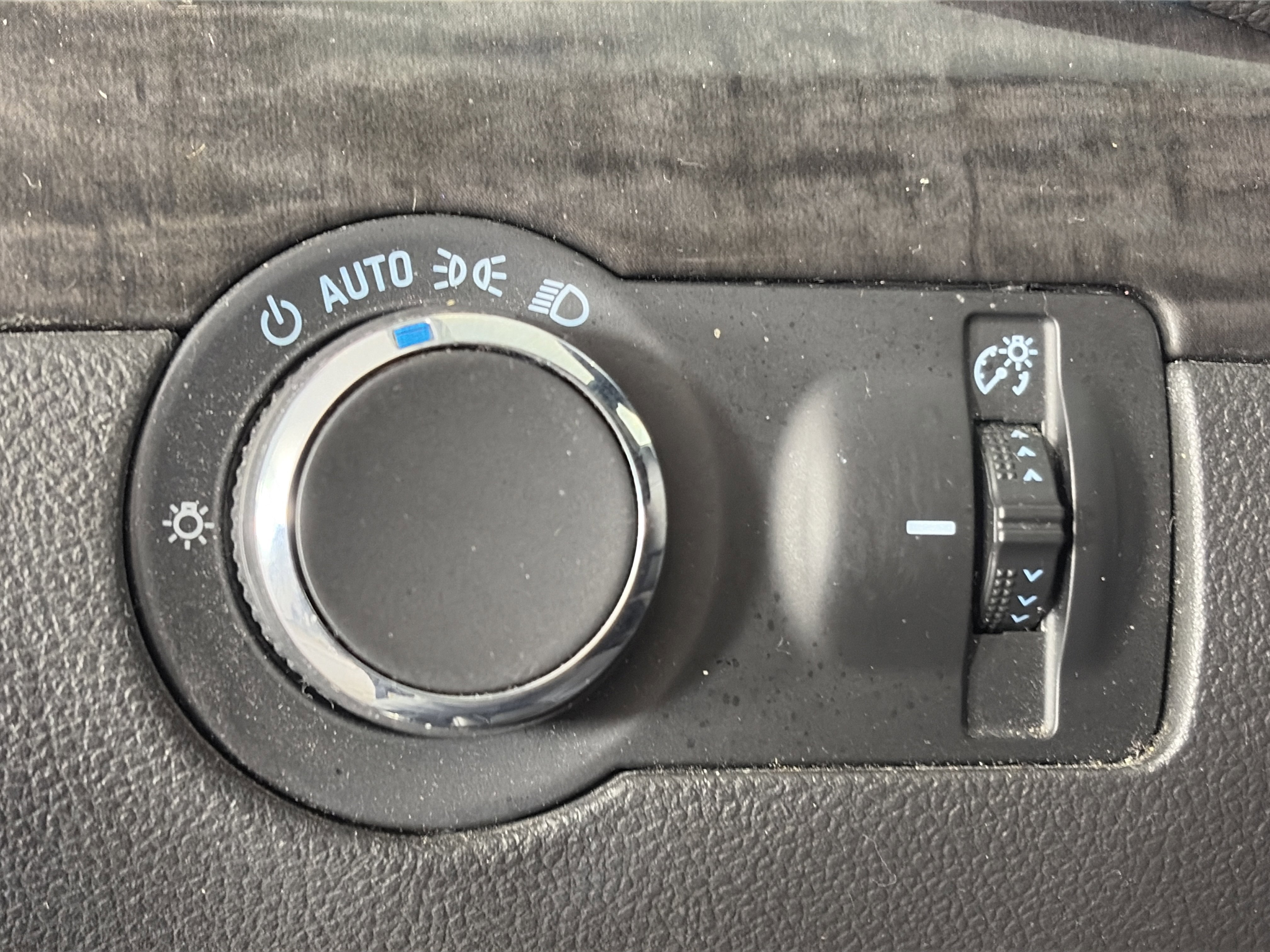 Used 2016 Buick Encore AWD image 26