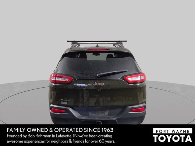 Used 2016 Jeep Cherokee 75th Anniversary AWD/4WD image 8
