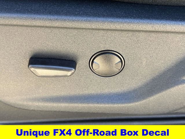 New 2026 Ford F250 XLT w/ FX4 Off-Road Package image 27