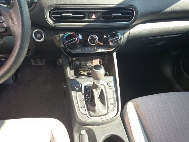 Used 2023 Hyundai Kona SEL w/ Cargo Package image 18