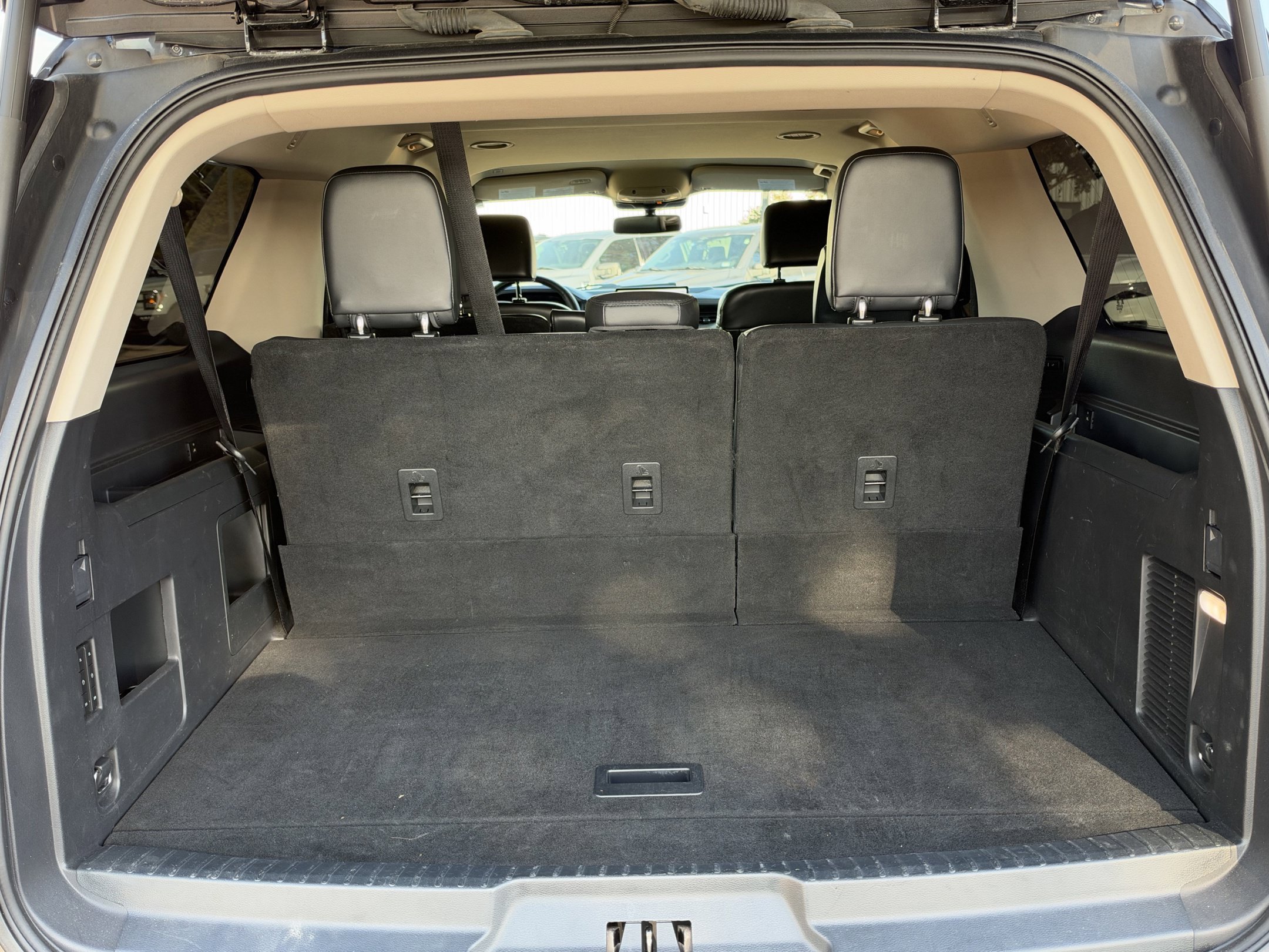 Used 2023 Ford Expedition Max XLT RWD image 33