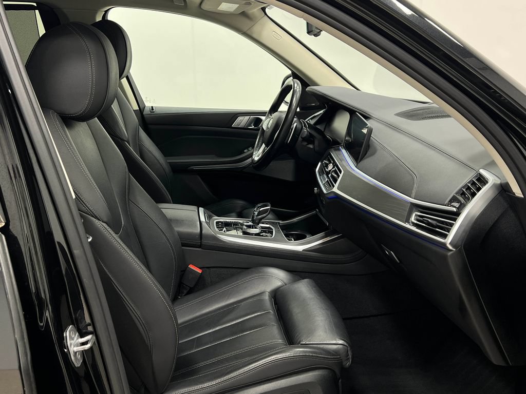 Used 2020 BMW X7 xDrive40i w/ Premium Package AWD/4WD image 37