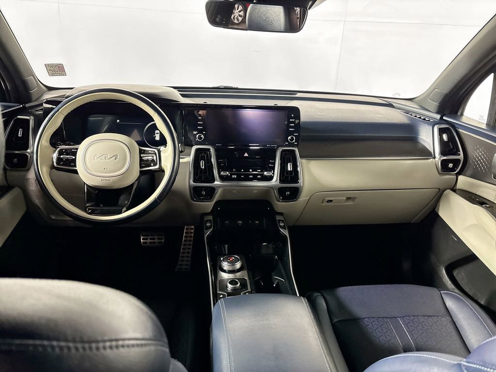 Certified 2023 Kia Sorento SX Prestige image 13