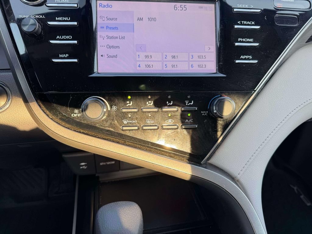 Used 2019 Toyota Camry LE w/ Convenience Package FWD image 31