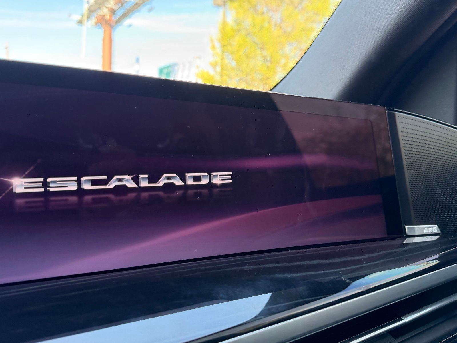 Used 2025 Cadillac Escalade ESV Sport w/ Touring Package image 19