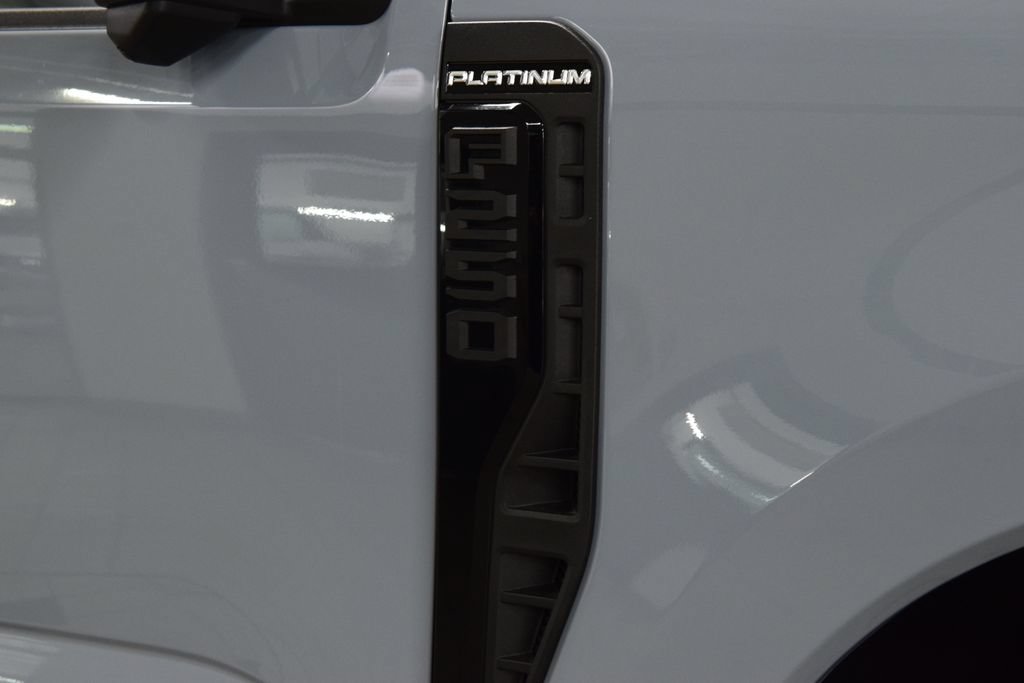 Used 2026 Ford F250 Platinum w/ Tremor Off-Road Package AWD/4WD image 14