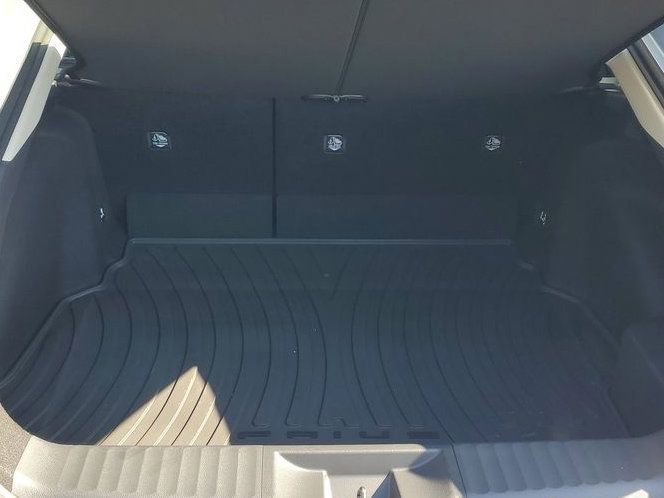 New 2026 Toyota Prius LE image 30