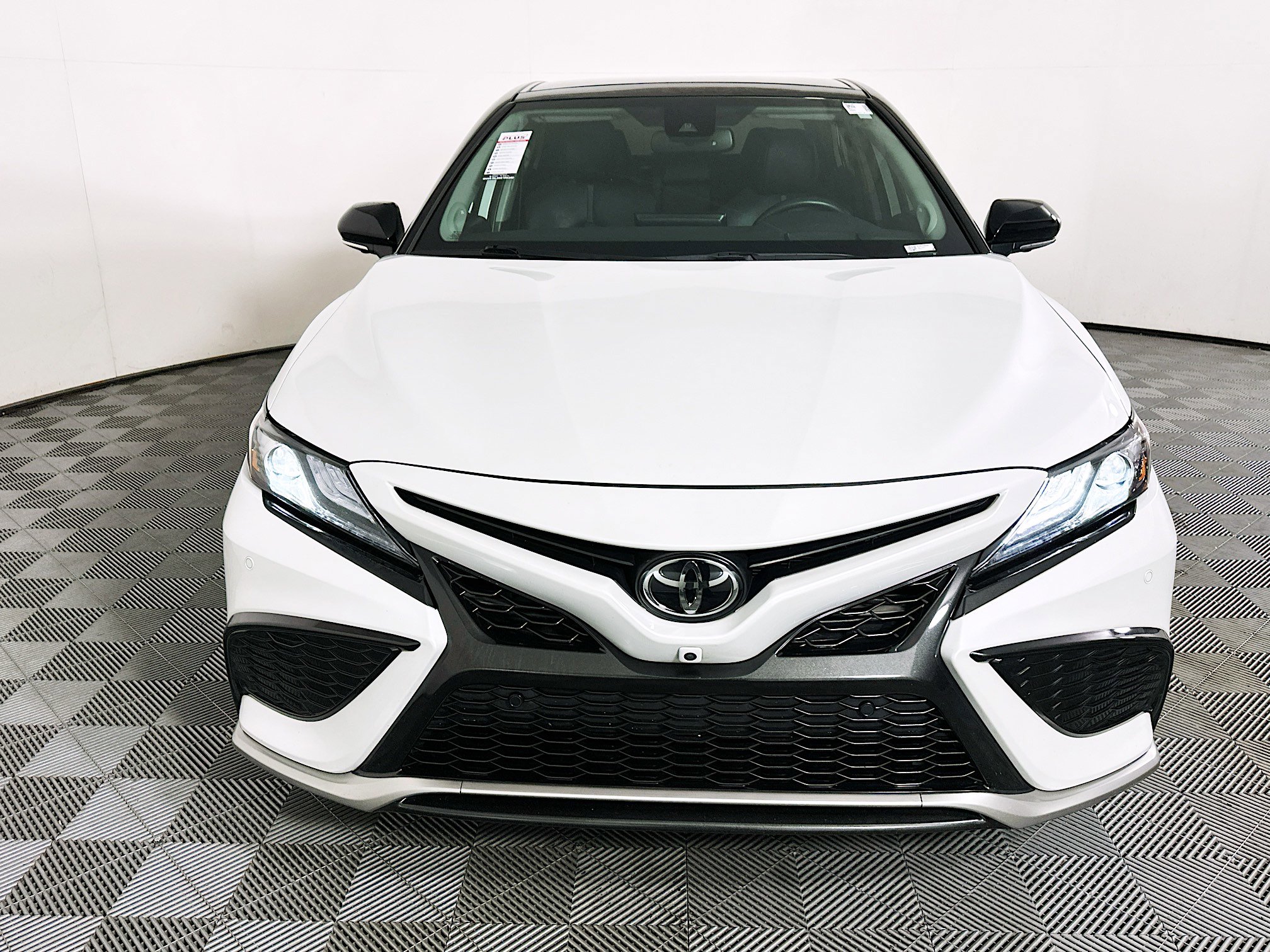 Used 2024 Toyota Camry XSE w/ Navigation Package FWD image 8