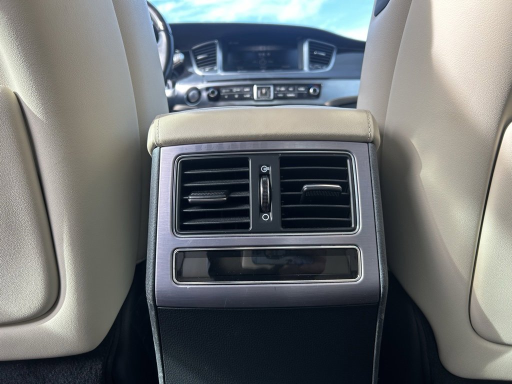 Used 2016 Hyundai Equus Ultimate image 28