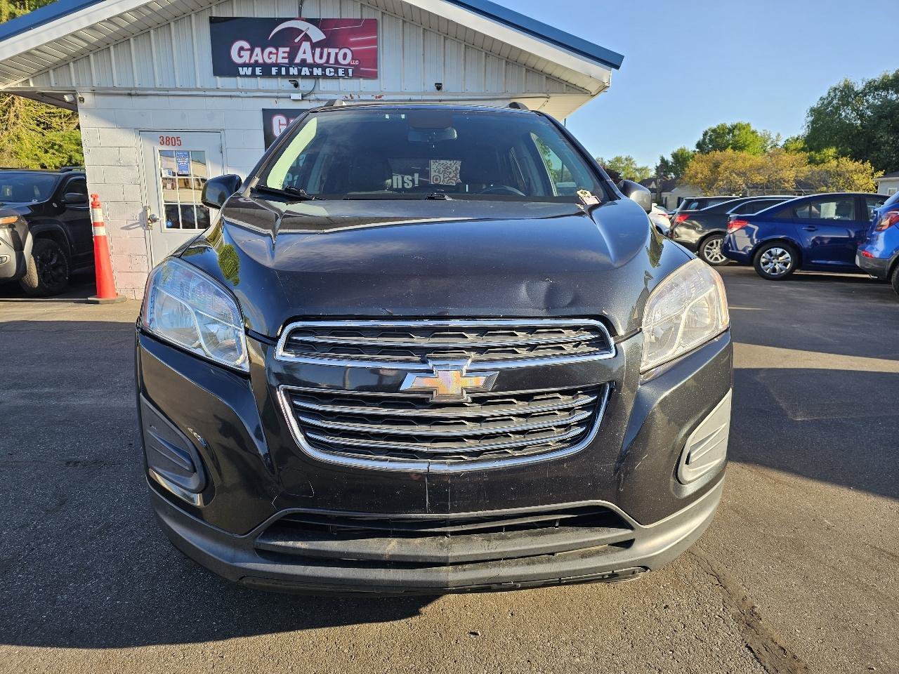 Used 2016 Chevrolet Trax LT w/ LT Convenience Package AWD/4WD image 3