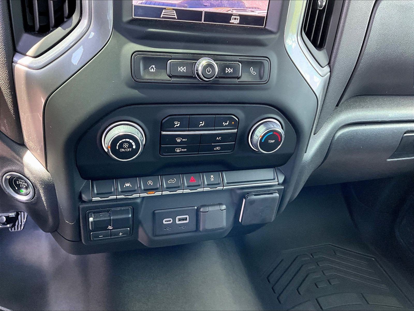 Used 2024 Chevrolet Silverado 1500 Custom AWD/4WD image 16