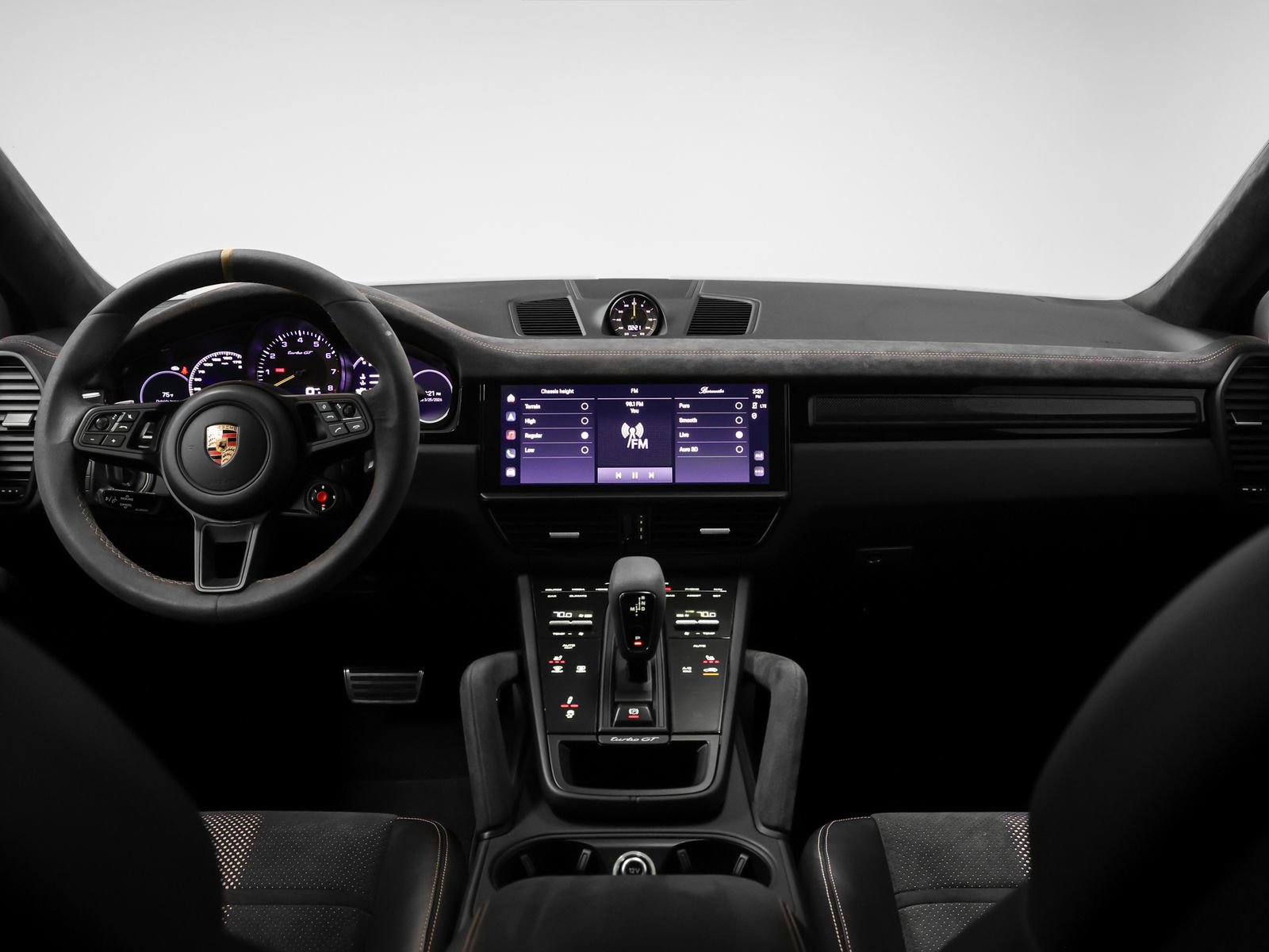 Certified 2022 Porsche Cayenne Turbo GT image 44