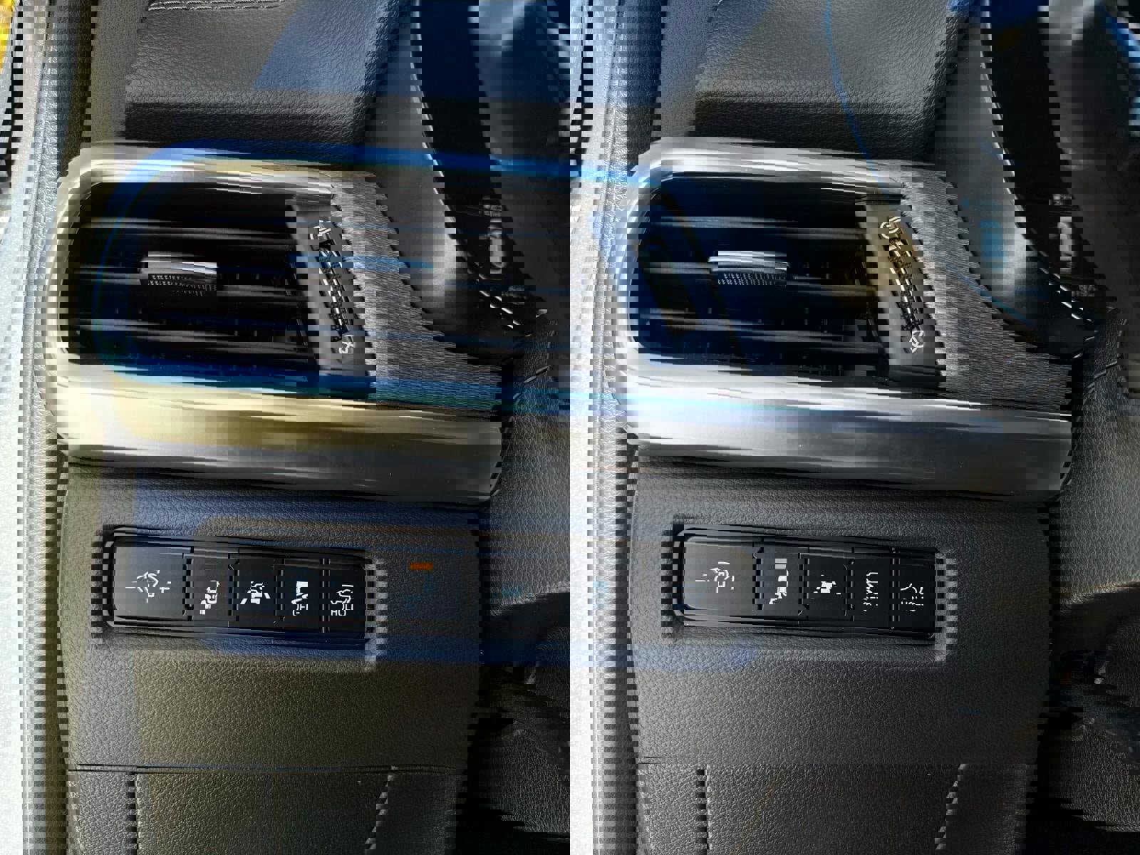 Used 2022 Kia Telluride EX w/ EX Premium Package image 30