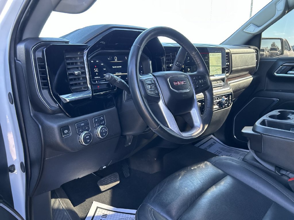 Certified 2025 GMC Sierra 1500 SLT AWD/4WD image 13