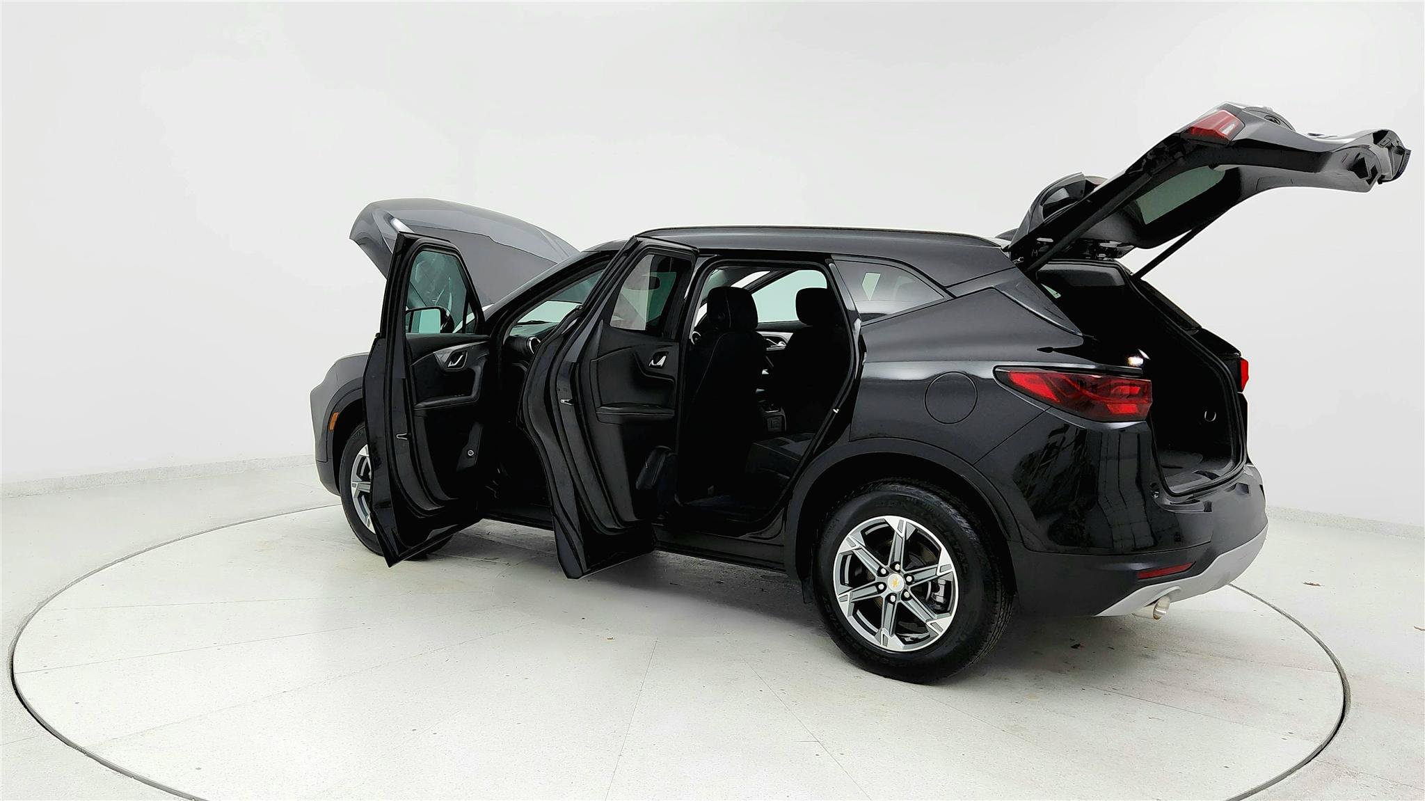 Used 2024 Chevrolet Blazer LT w/ Convenience Package FWD image 10