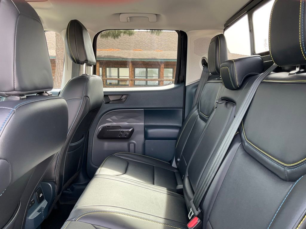 Used 2025 Ford Maverick Lobo image 20
