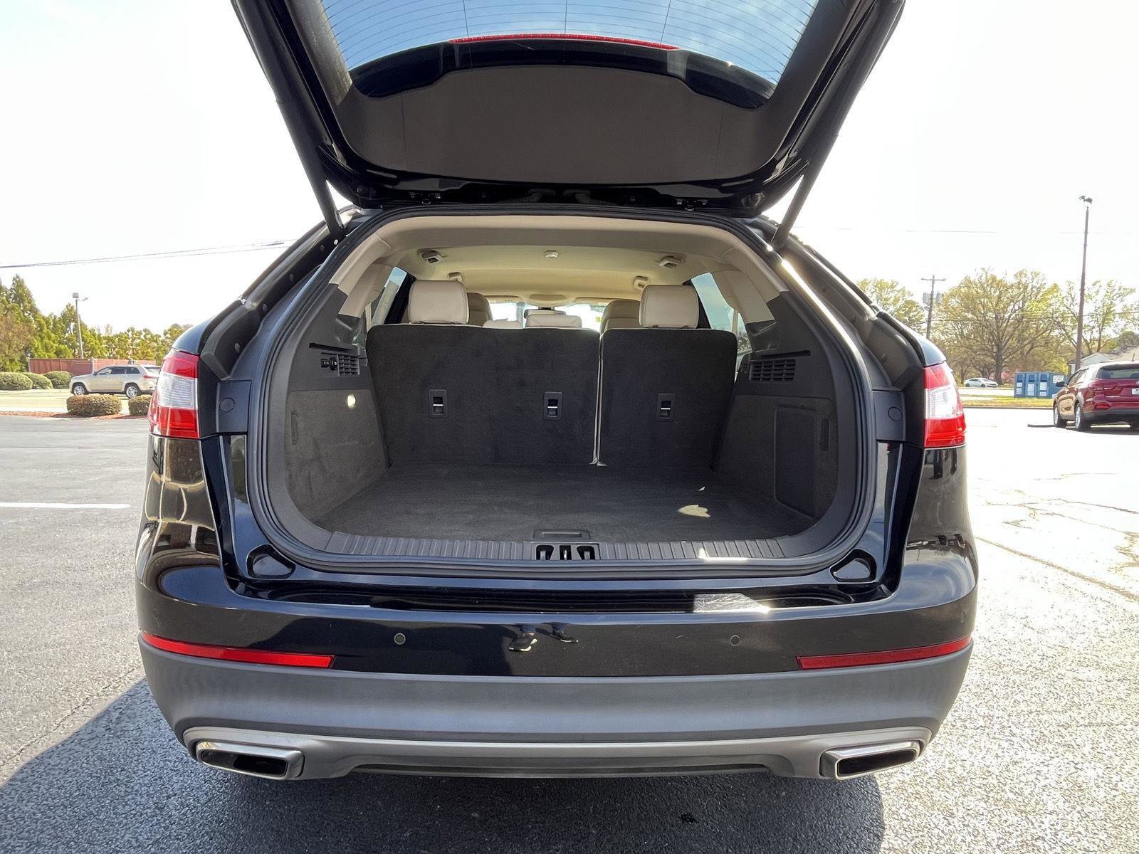 Used 2017 Lincoln MKX Select w/ Select Plus Package image 28