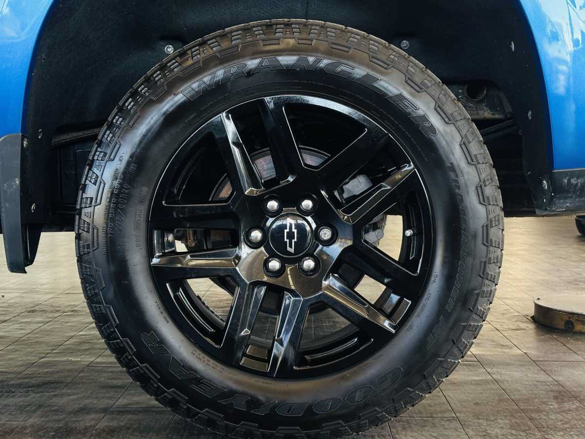Used 2022 Chevrolet Silverado 1500 RST AWD/4WD image 28
