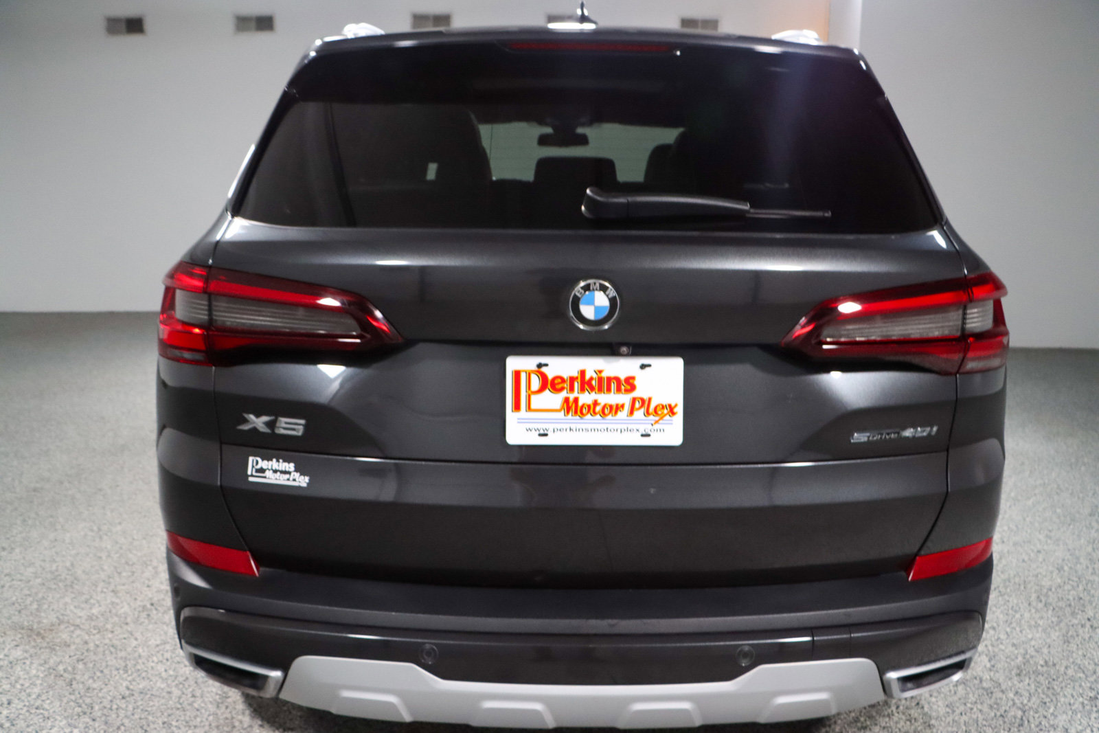 Used 2022 BMW X5 sDrive40i w/ Parking Assistance Package image 8