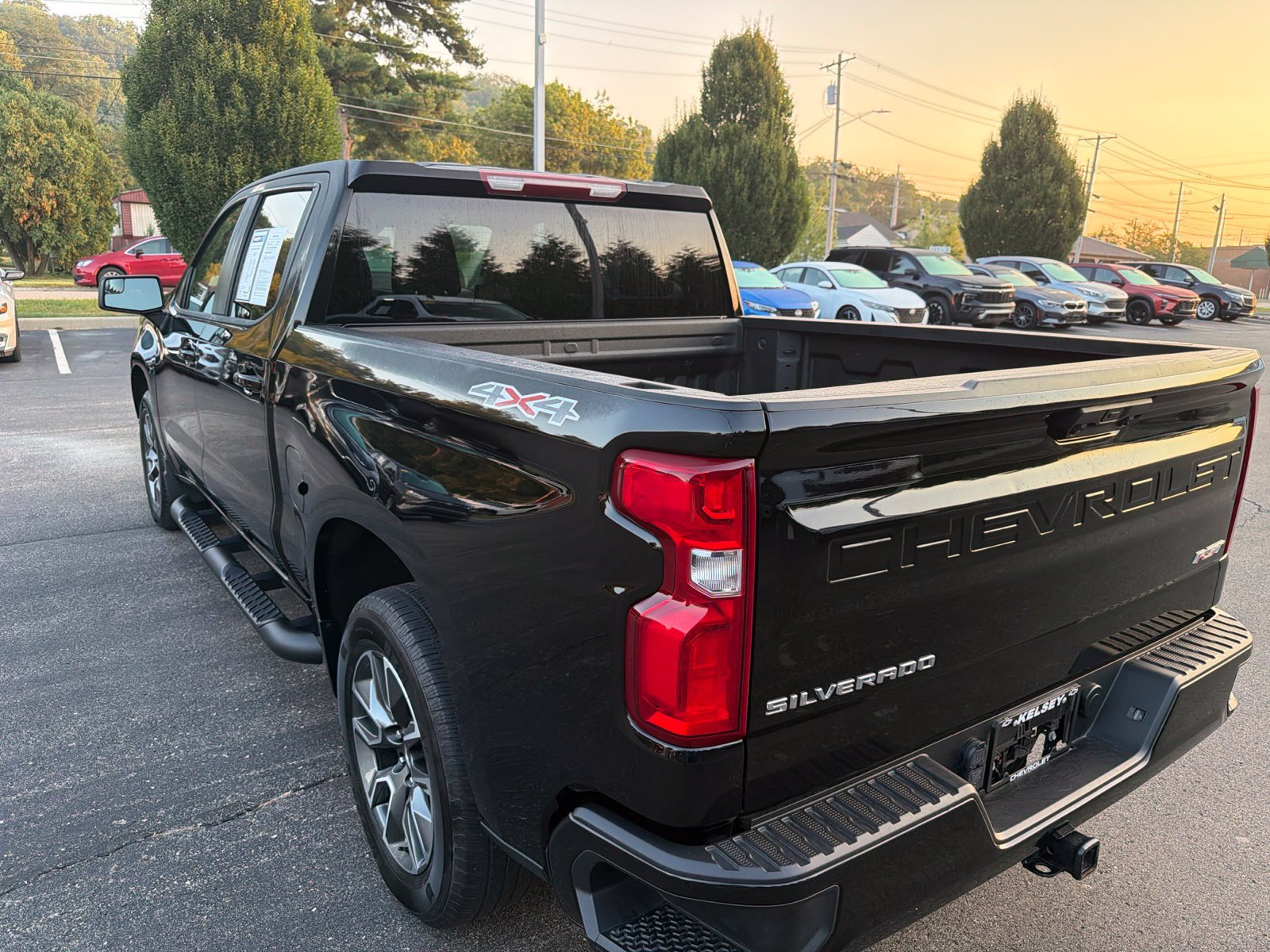 Used 2024 Chevrolet Silverado 1500 RST w/ Protection Package AWD/4WD image 3