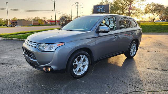 Used 2014 Mitsubishi Outlander SE FWD image 7