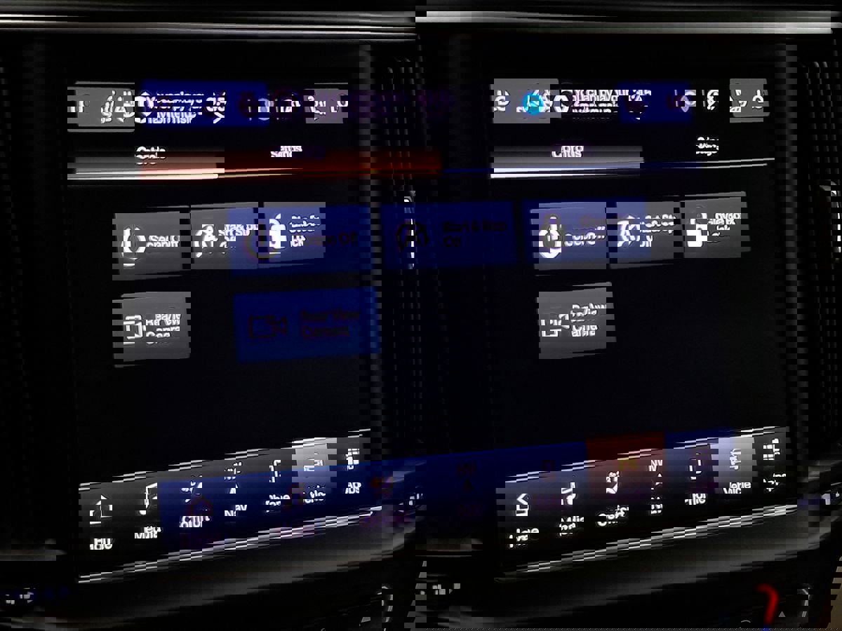 Used 2021 Maserati Levante S image 29