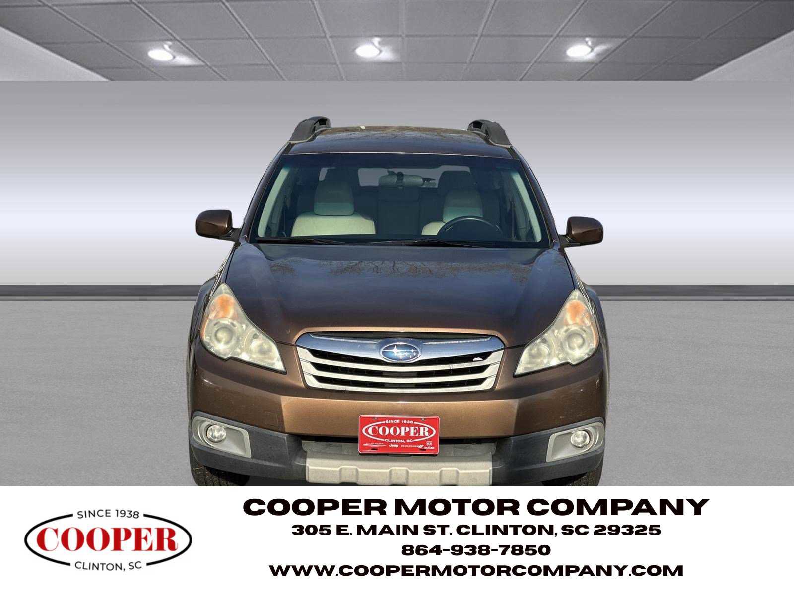 Used 2011 Subaru Outback 2.5i Limited image 2