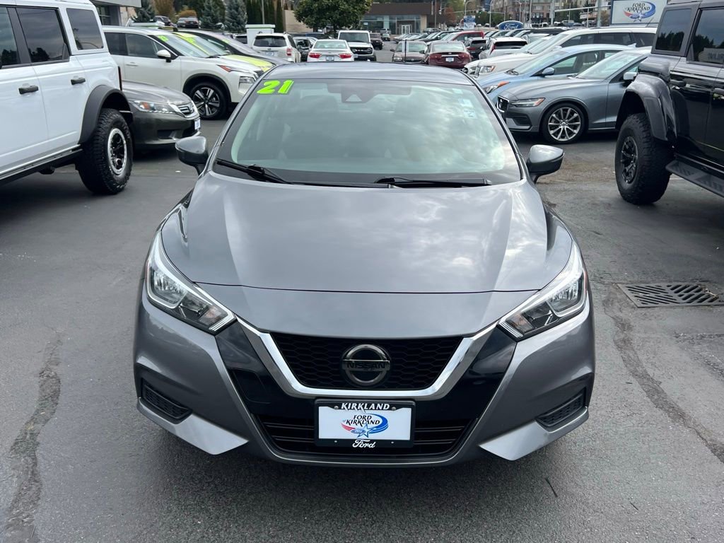 Used 2021 Nissan Versa SV image 5