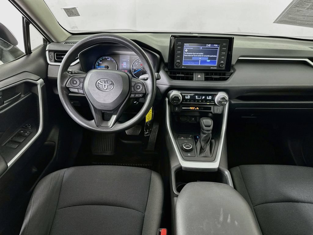 Used 2022 Toyota RAV4 LE AWD/4WD image 22