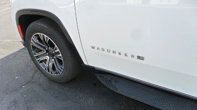 Used 2024 Jeep Wagoneer Series II w/ Flexible Seating Group AWD/4WD image 17