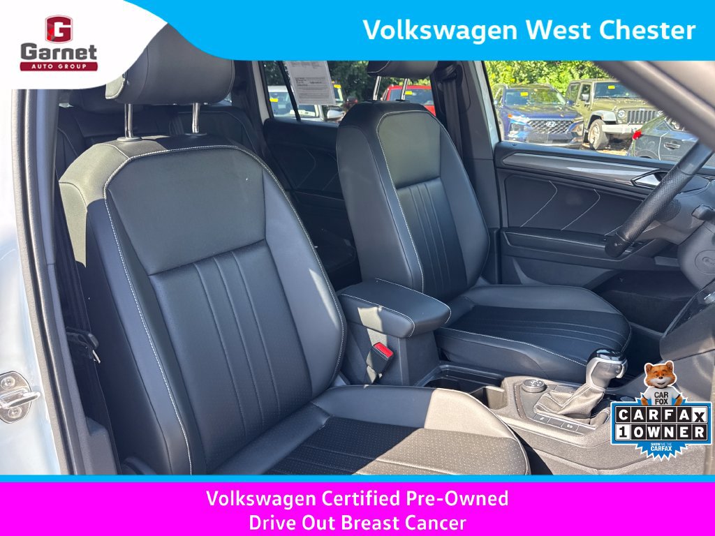 Certified 2024 Volkswagen Tiguan SE R-Line AWD/4WD image 16