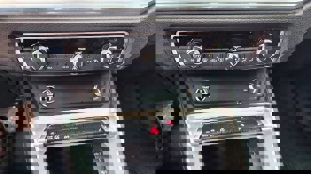 Used 2021 Audi Q3 2.0T Premium w/ Convenience Package image 13